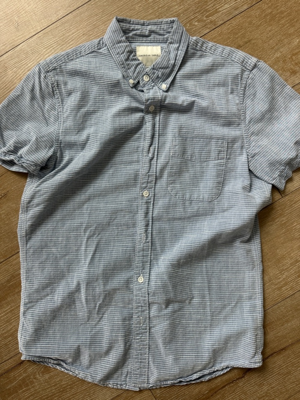 American Eagle Outfitters Short-Sleeve Button-Down Shirt - Light Blue Stripe